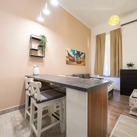 2br Party District K29